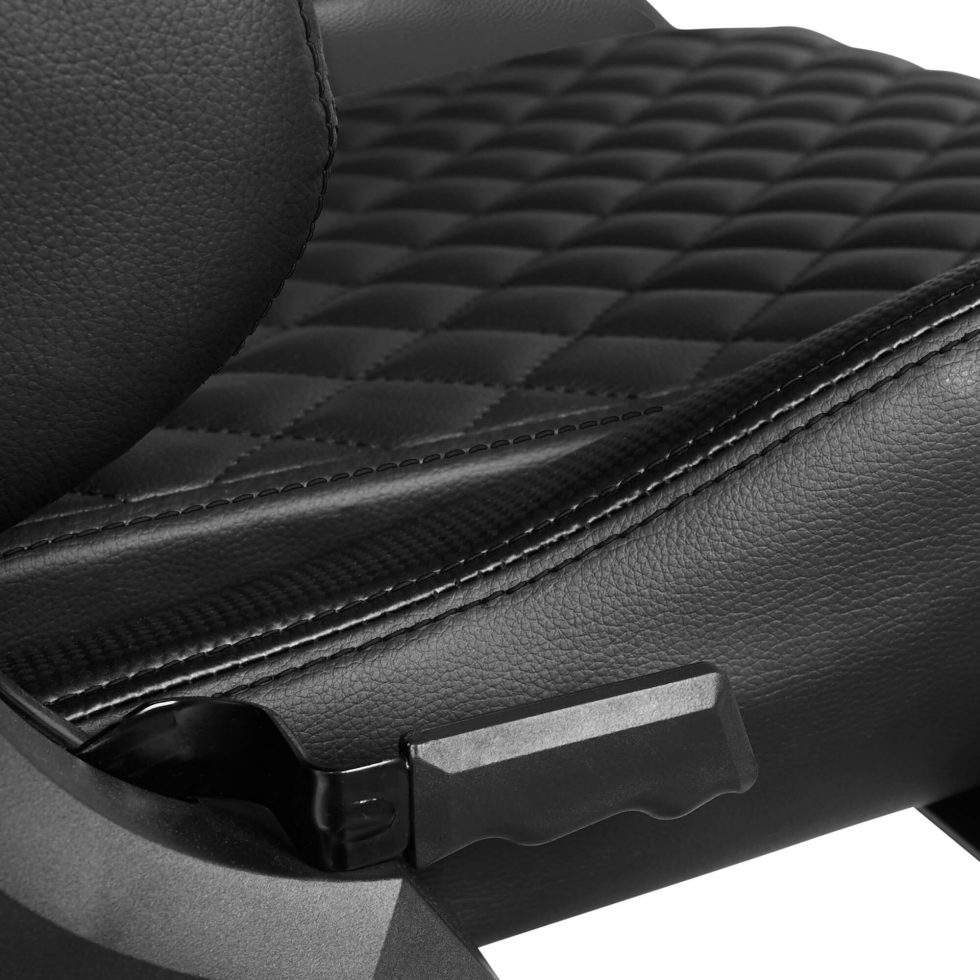 Gamvis phantom gaming chair quilted leather black